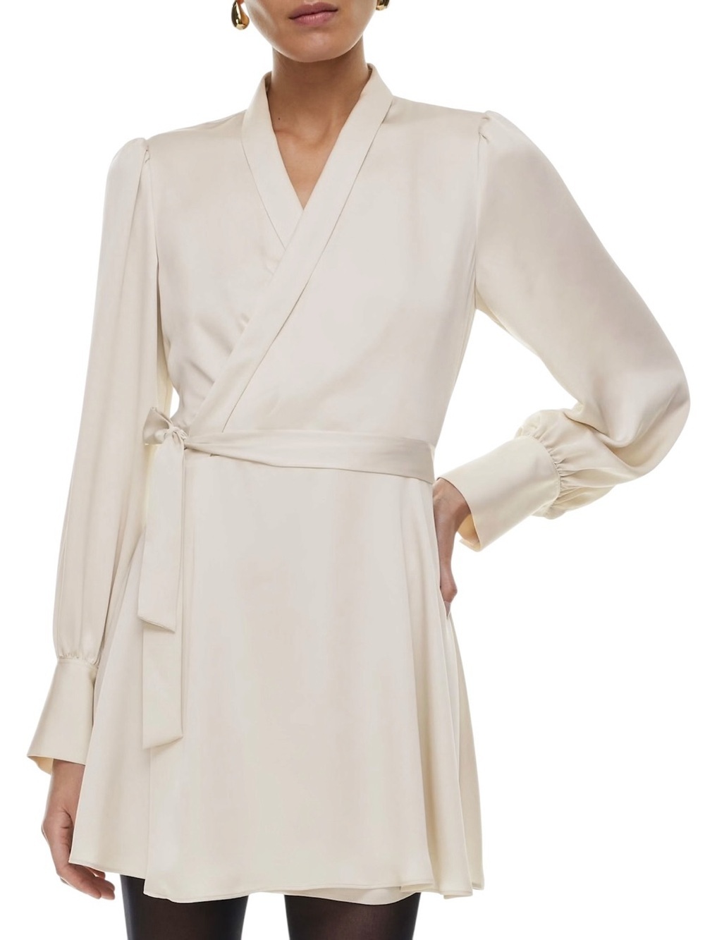 Aritzia Babaton Hyde Collared Satin Long Sleeve Wrap Dress Cream Satin Sz XS